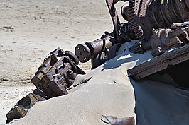 Wrack (4v9)_t.jpg